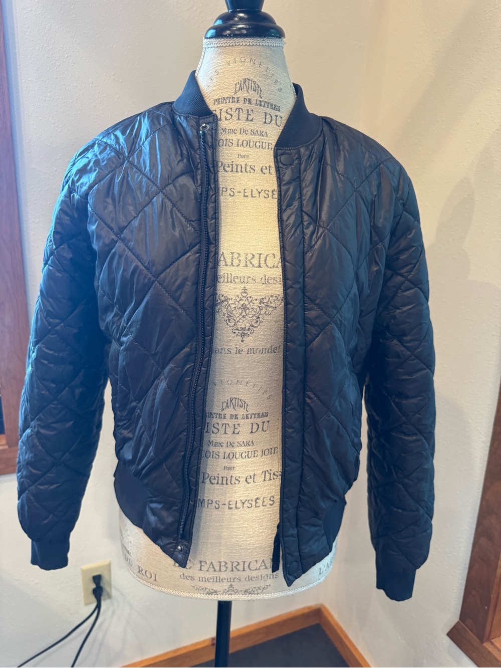 aerie Black Quilted Puffer Jacket